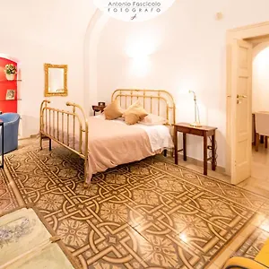 https://antica-dimora-lombardi-1.barihotels.org